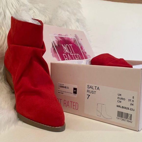 NIB (7) NOT RATED red faux suede pointed booties zip slouchy 3” stack heel pixie - Picture 11 of 13